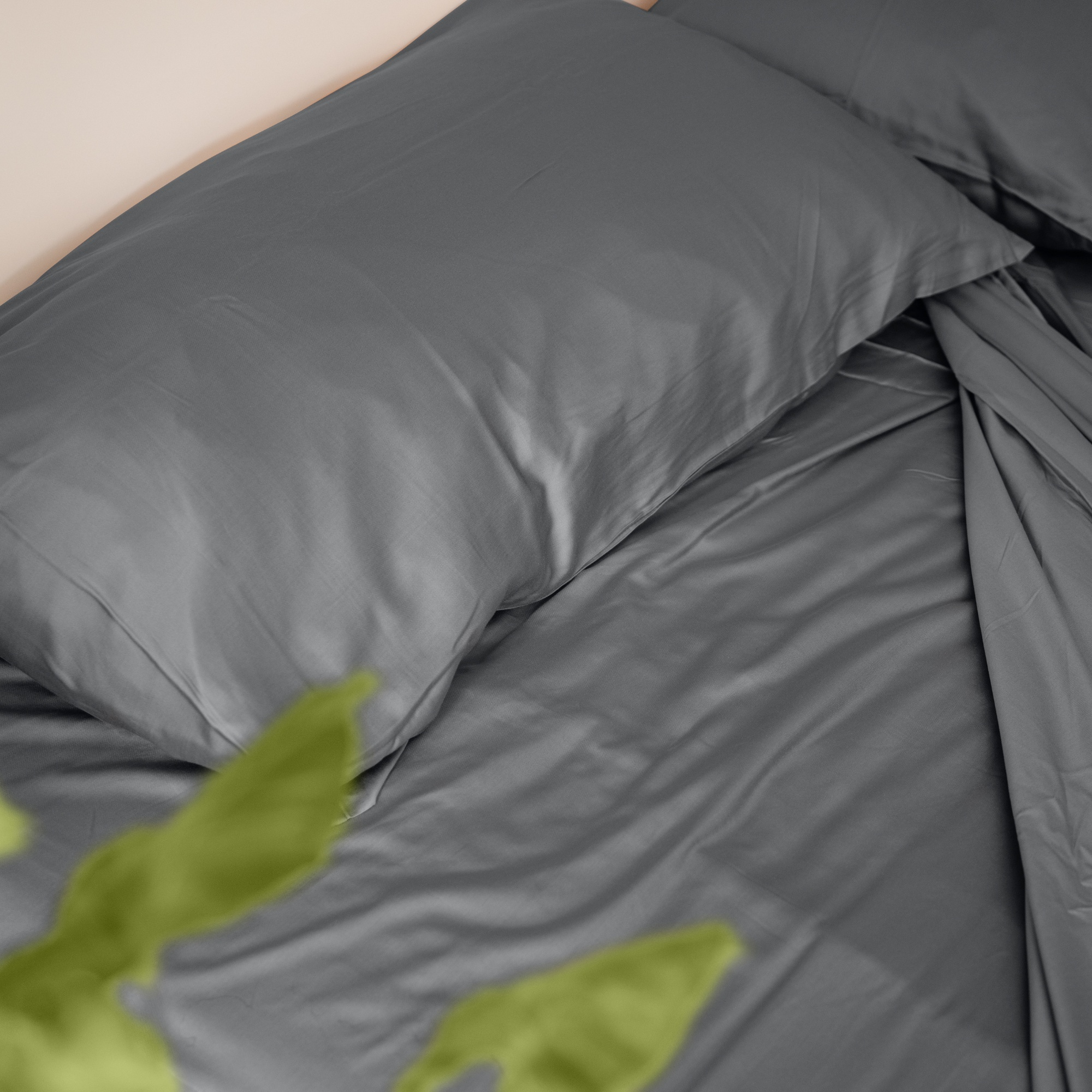 Cooling Pillow Case Set | Charcoal Grey | Soft, Sustainable Bamboo